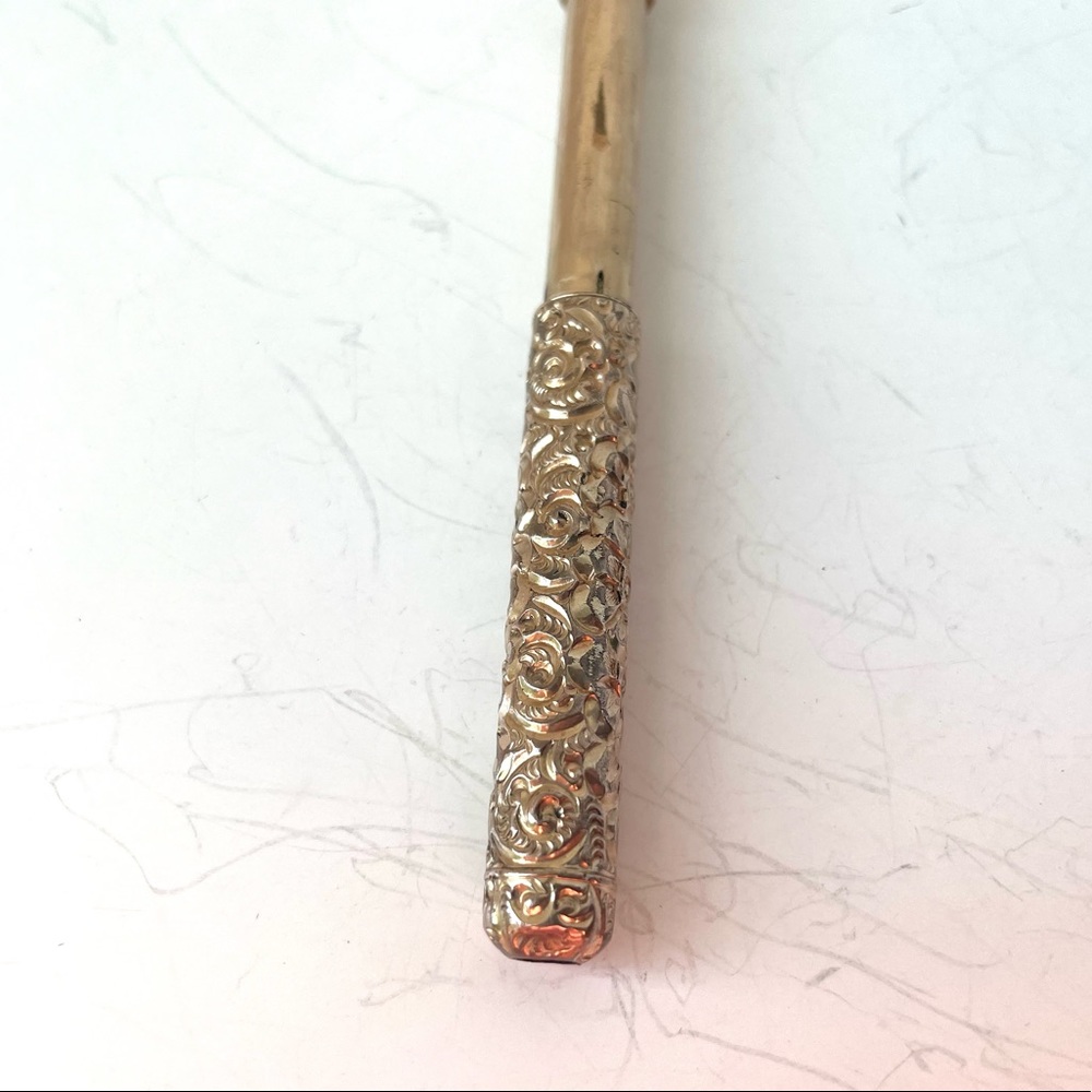 Rare Antique Victorian Gold Plated Repoussé Mechanical Pencil - Picture 8 of 14